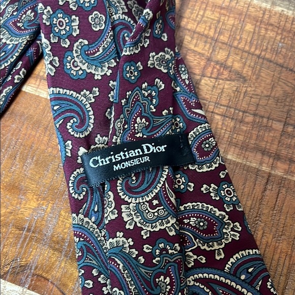 Christian Dior Vintage Burgundy Paisley Silk Tie - Picture 3 of 5